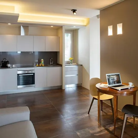 Modern Overlooking The Hills Of בית נופש *